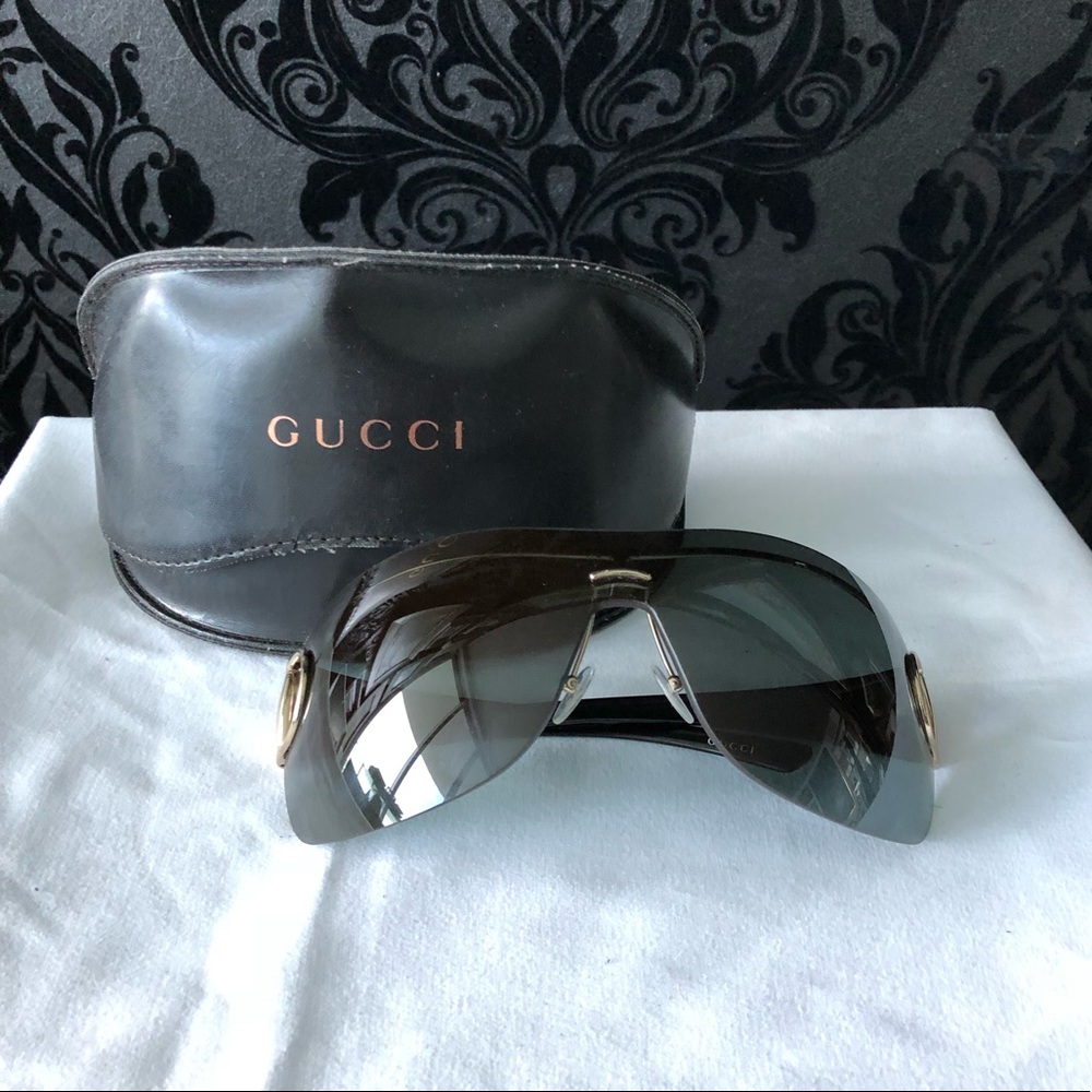 Authentic Gucci Sunglasses gold hardware